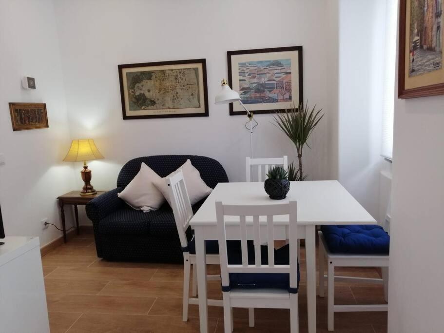 Casa Da Praia Da Poca - Apartamento Tulipa Эшторил Экстерьер фото
