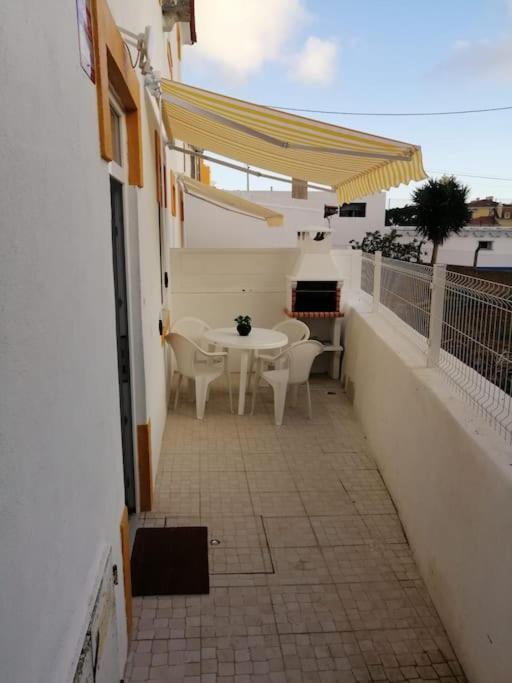 Casa Da Praia Da Poca - Apartamento Tulipa Эшторил Экстерьер фото